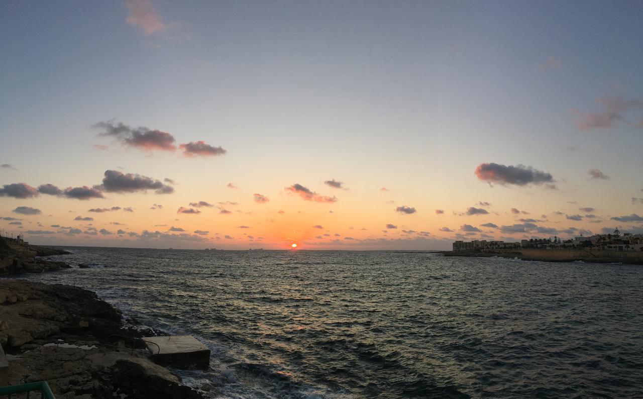 South Pacific Flat 2 Apartment Marsaskala Bagian luar foto